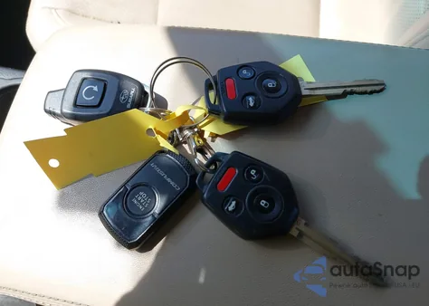 2015 Subaru Legacy 3.6R Limited from USA, damaged, VIN 4S3BNEJ68F3007280